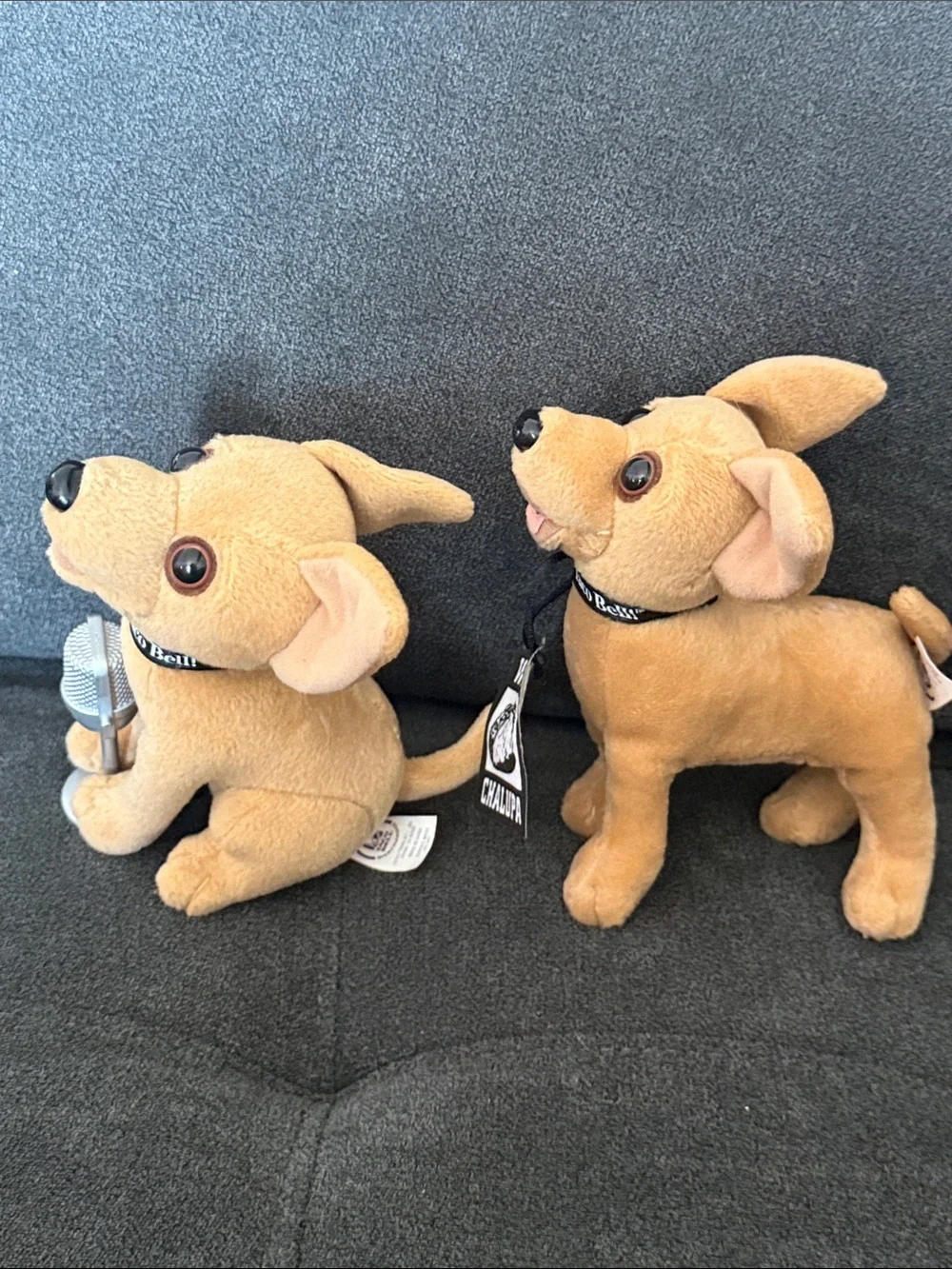 Set of 2 Taco Bell Chihuahuas 7” “Yo Quiero Taco Bell
